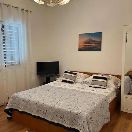 Apartman Velmer *